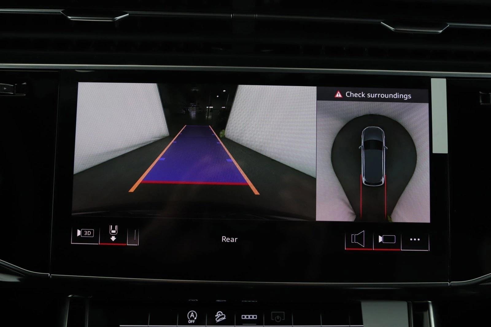 2025 AUDI Q7 - Image 14