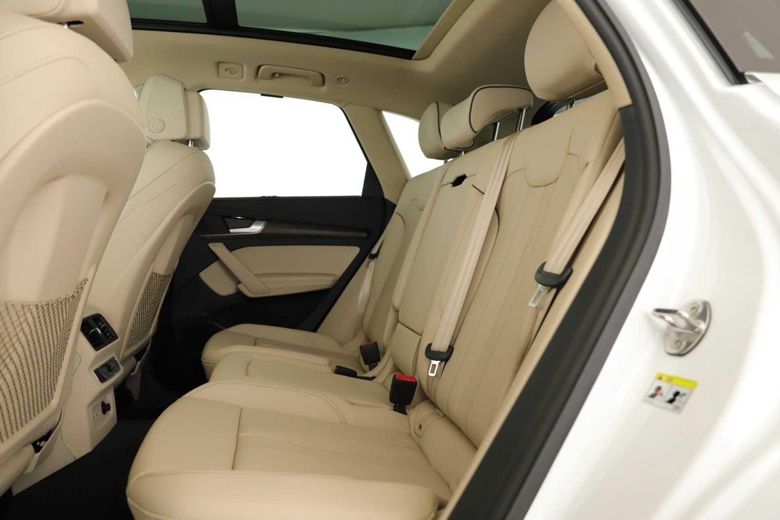 2025 AUDI Q5 - Image 17