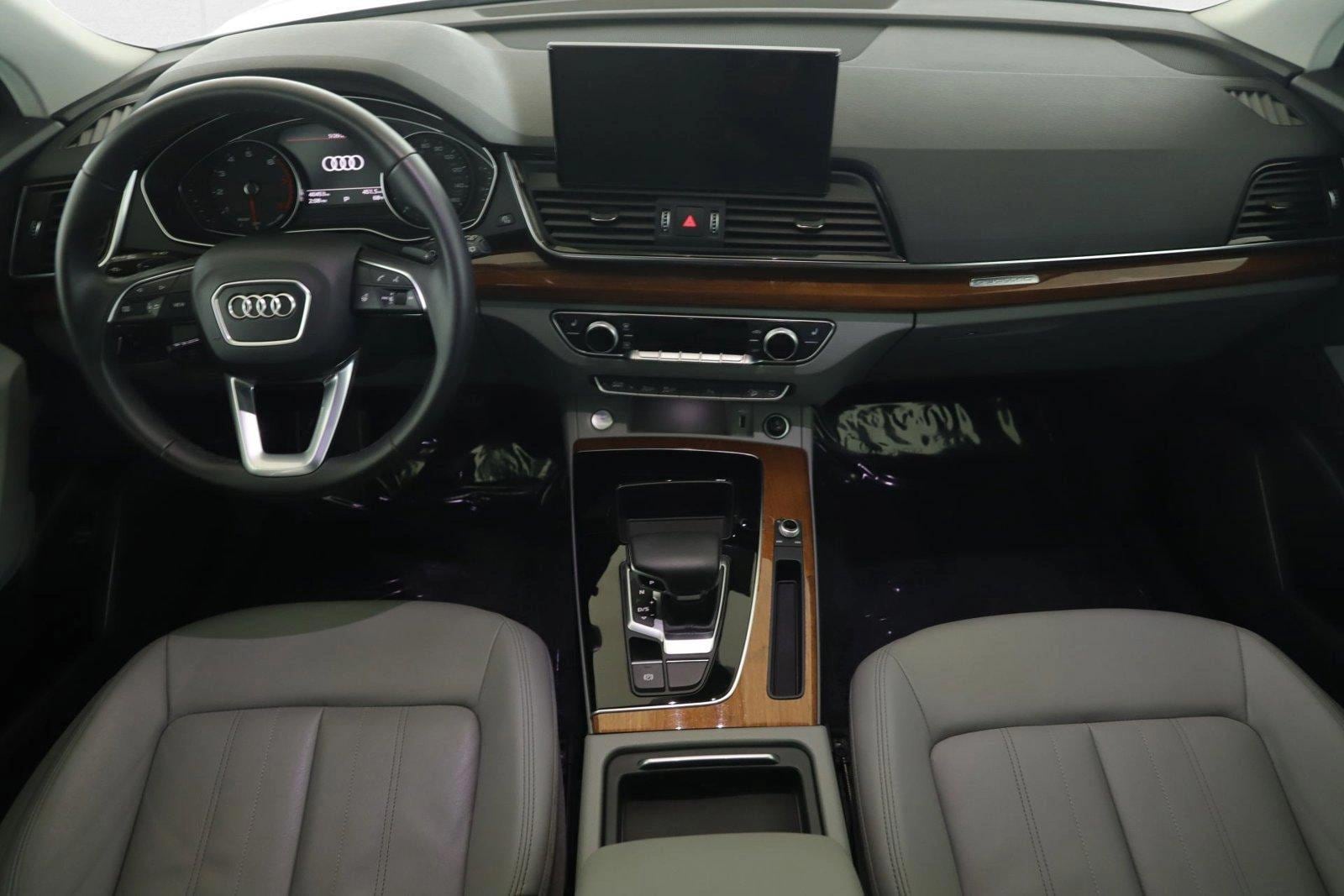 2022 AUDI Q5 - Image 18