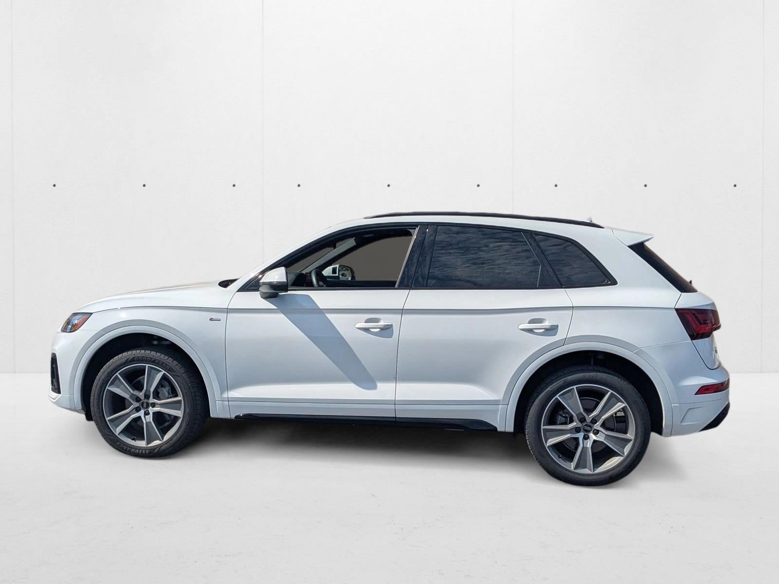 2025 AUDI Q5 - Image 8