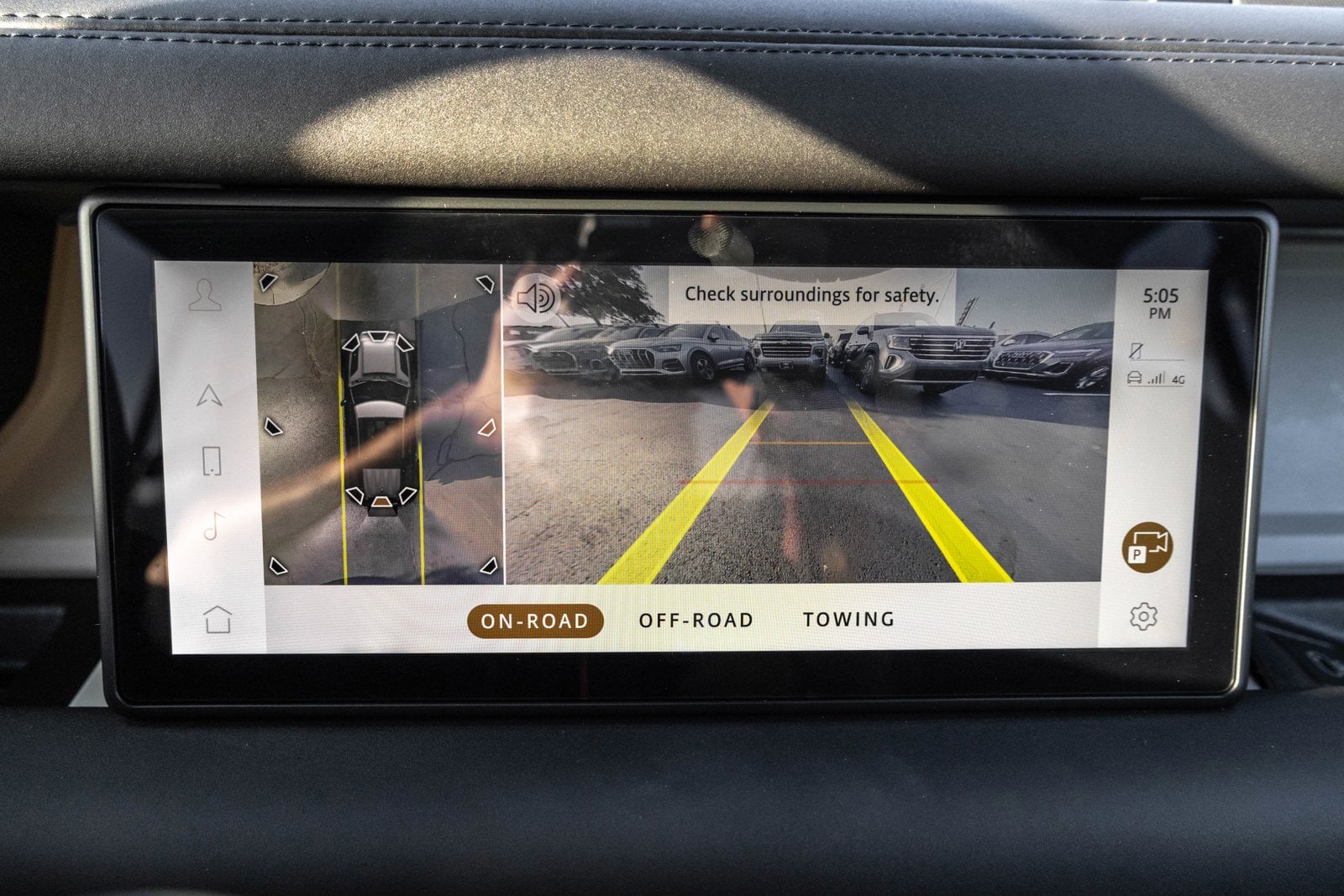 2024 LAND ROVER DEFENDER - Image 18