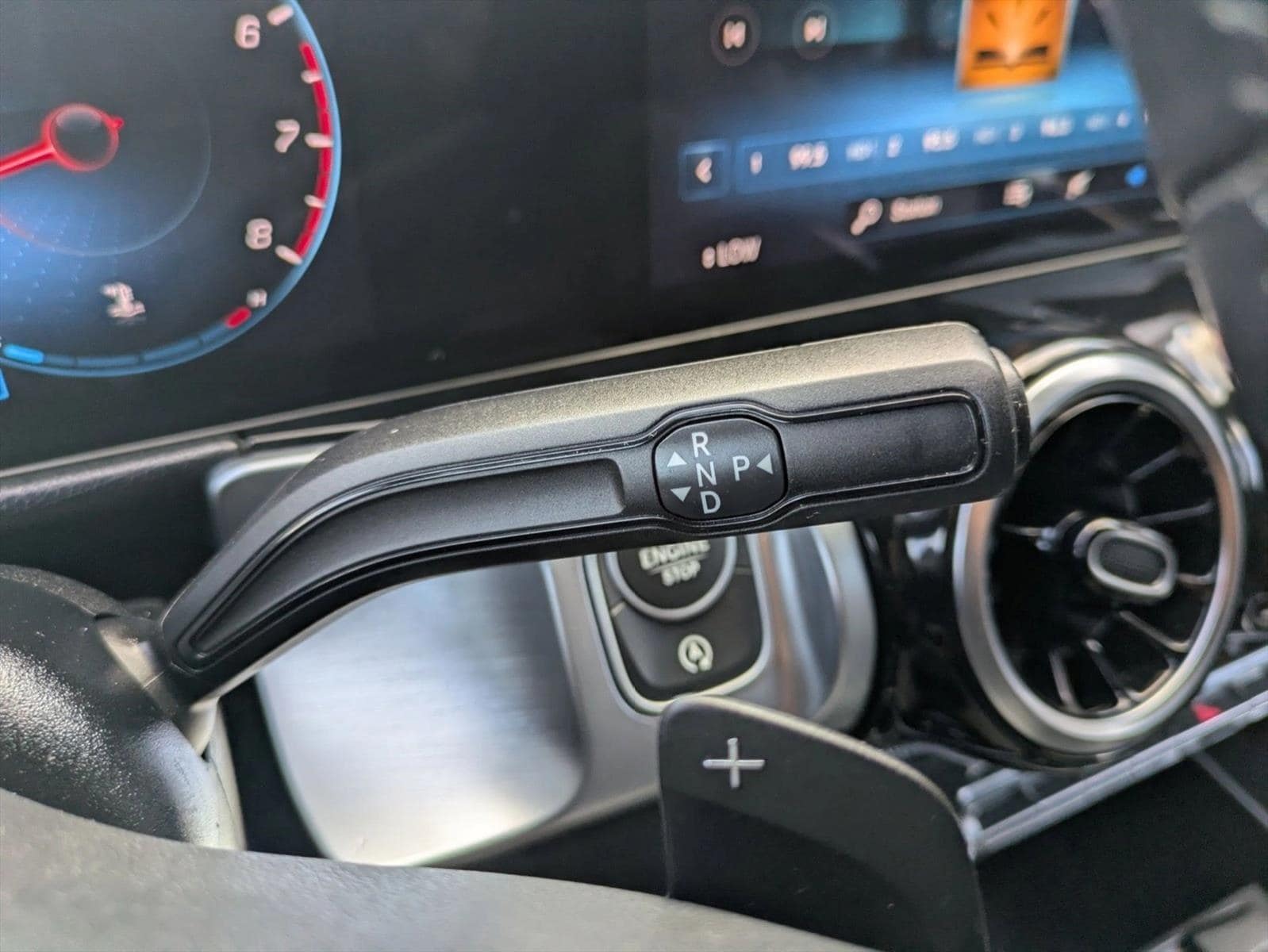 2023 MERCEDES-BENZ GLB-CLASS - Image 12