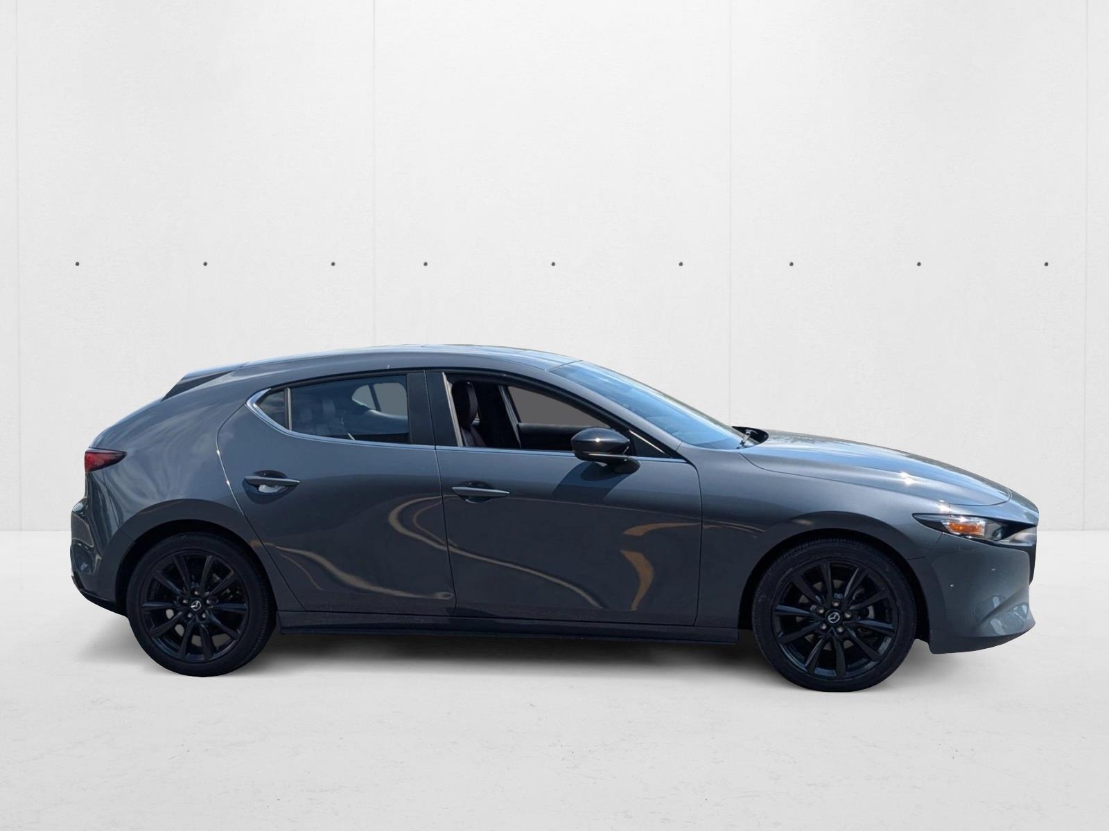2024 Mazda Mazda3 Hatchback 2.5 s Carbon photo 4