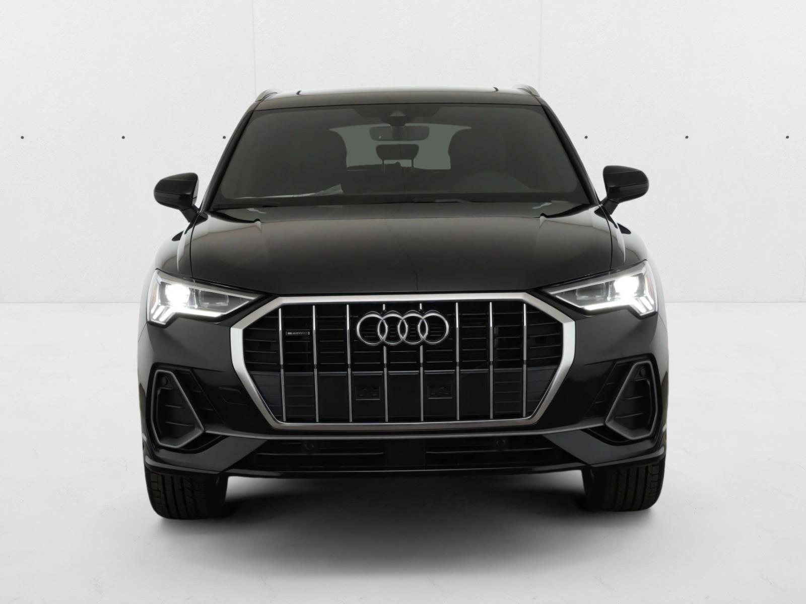 2025 Audi Q3 S line Premium photo 2
