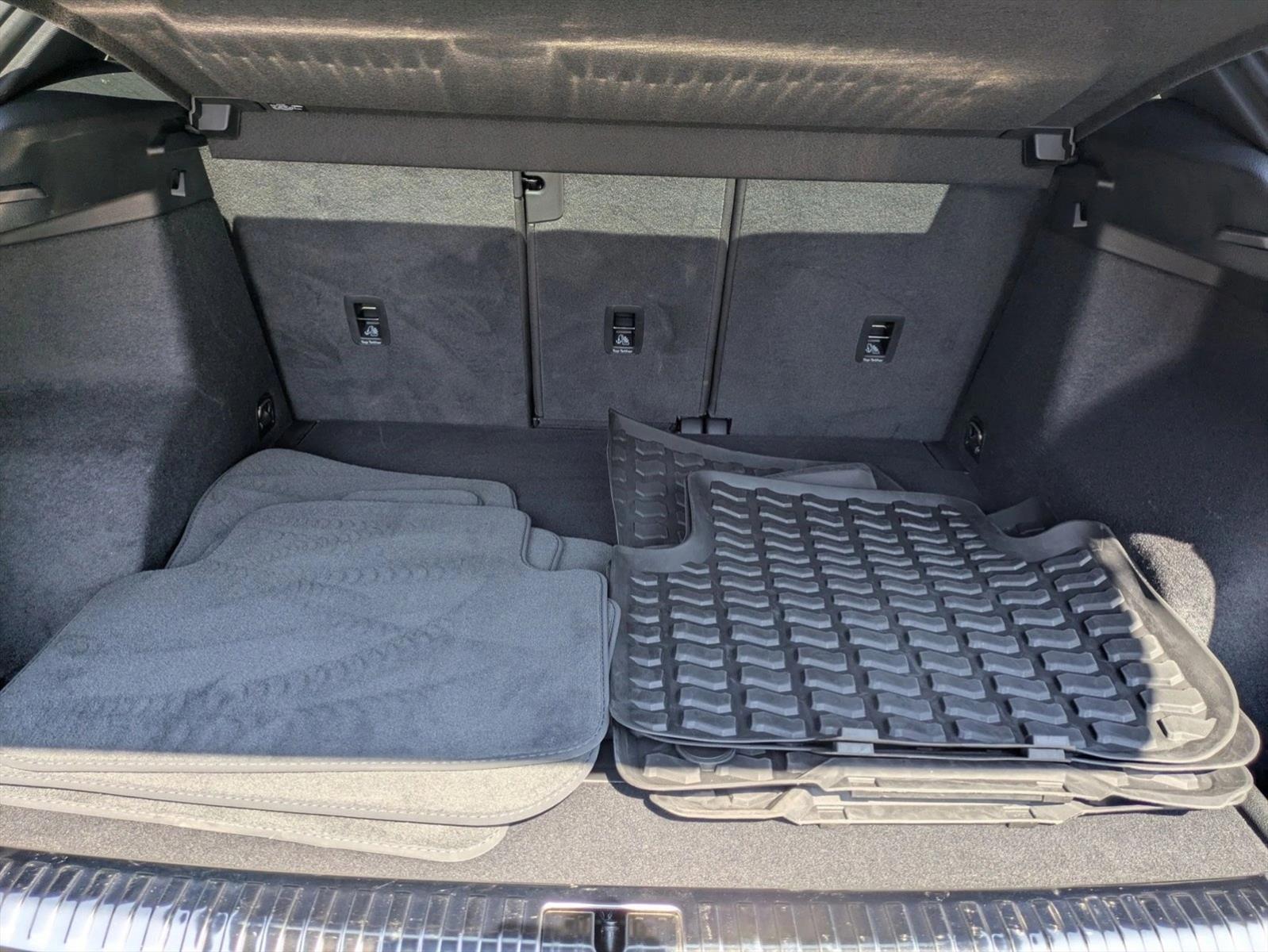 2025 AUDI Q3 - Image 7