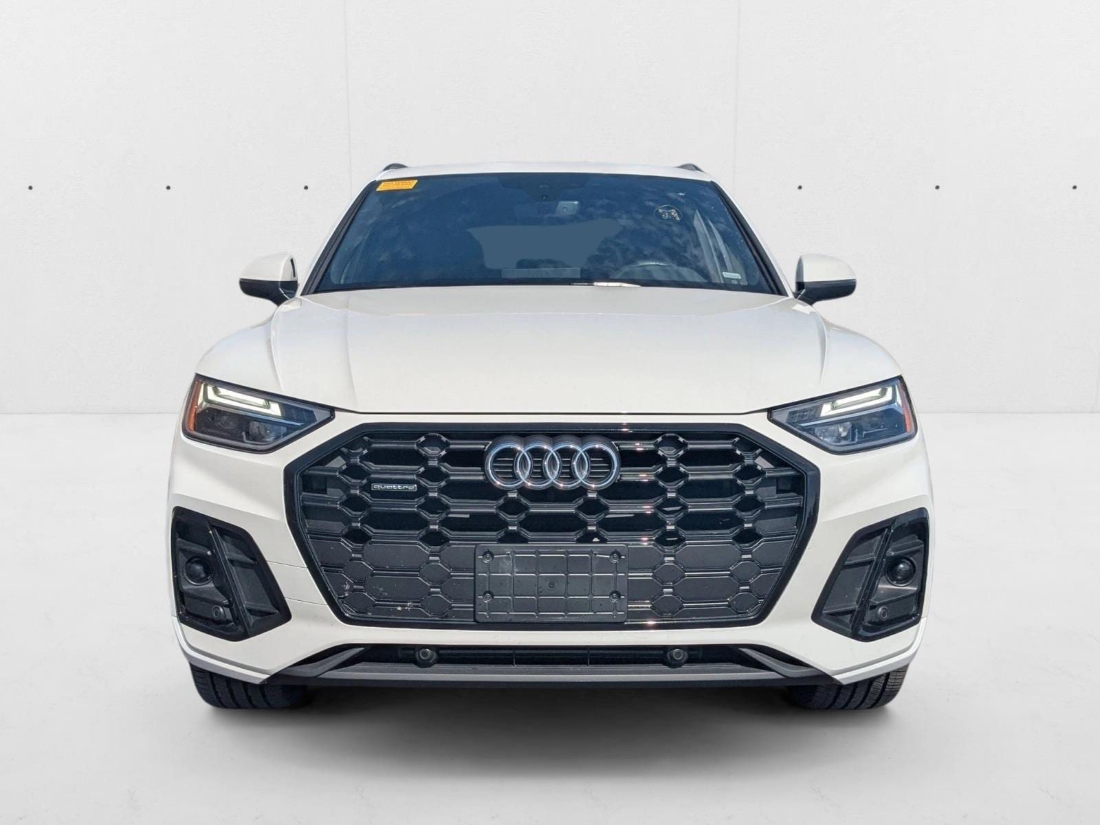 2025 AUDI Q5 - Image 2
