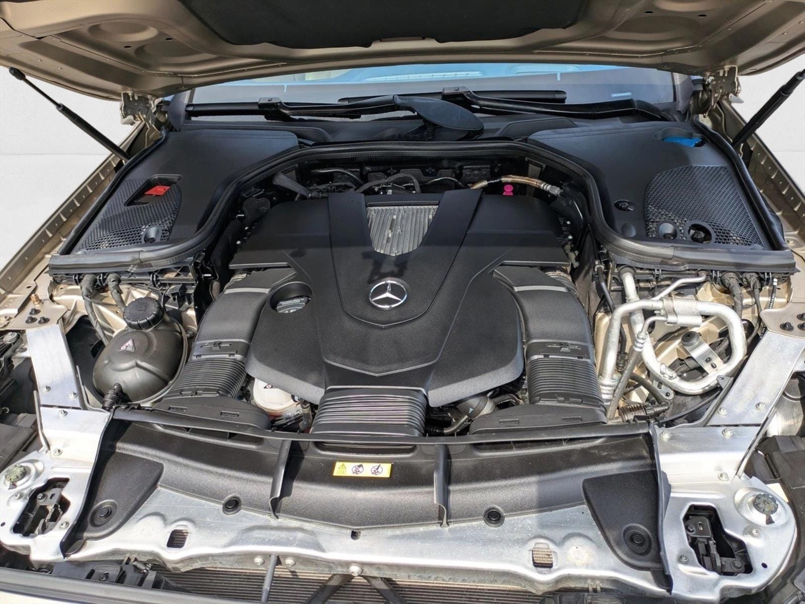 2018 MERCEDES-BENZ E-CLASS - Image 22