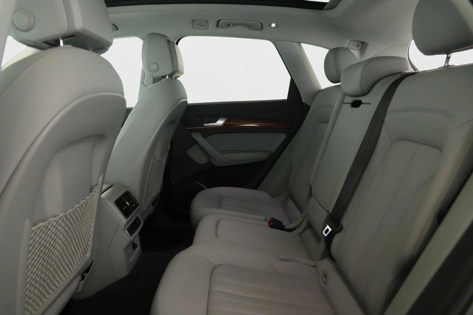 2022 AUDI Q5 - Image 19