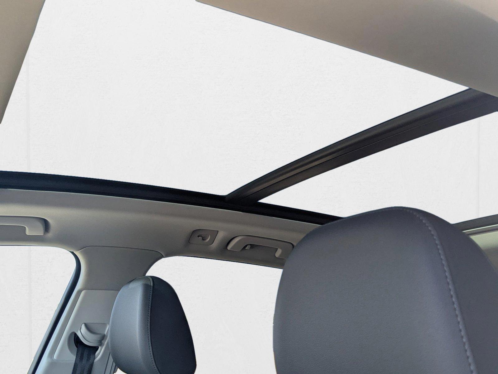 2024 AUDI Q7 - Image 13