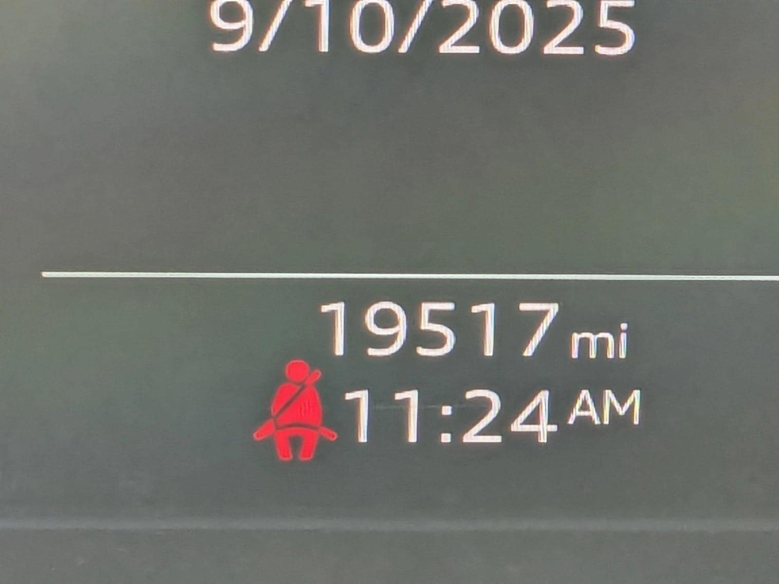 2025 AUDI Q5 - Image 10