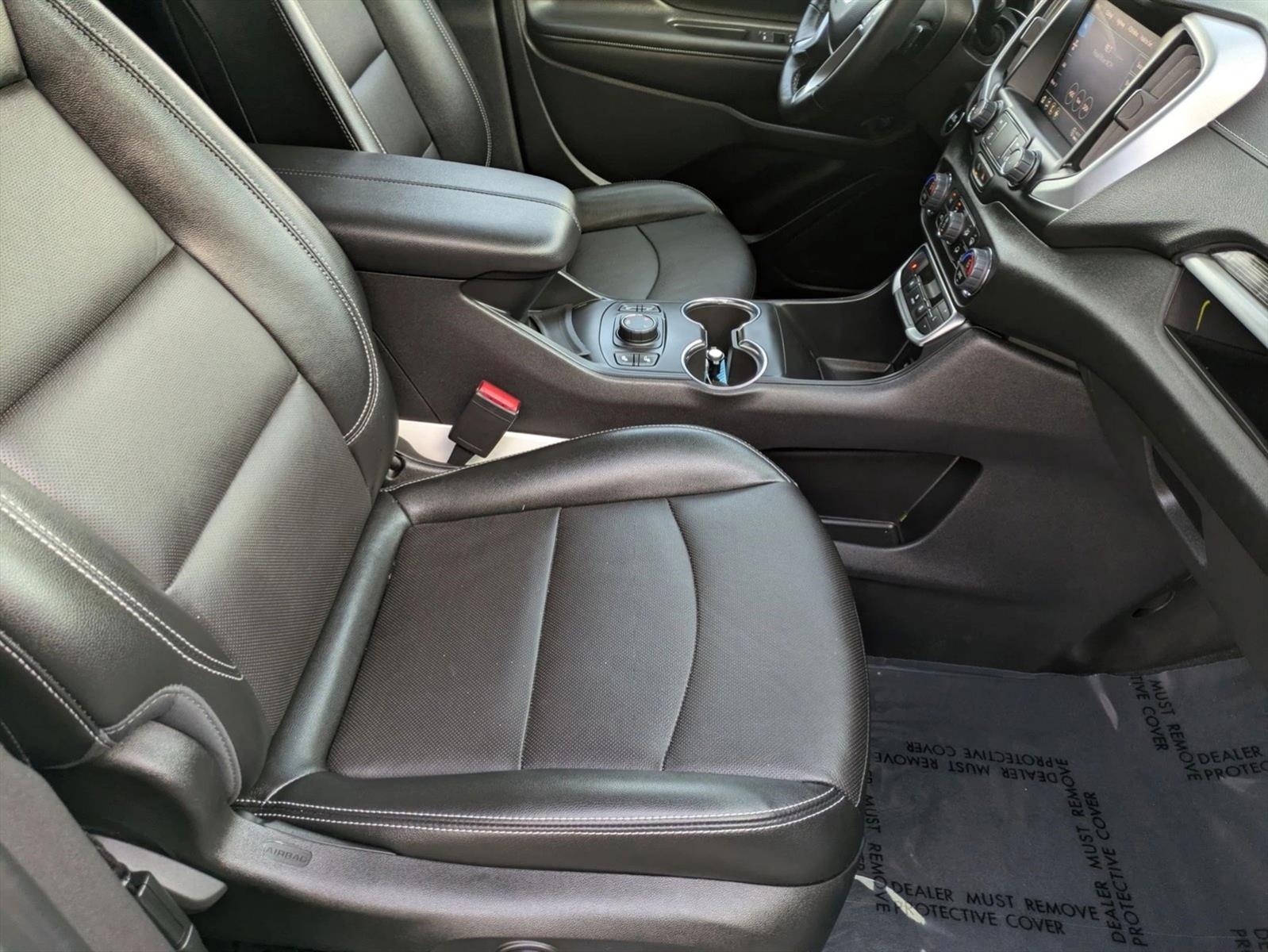 2024 GMC TERRAIN - Image 19