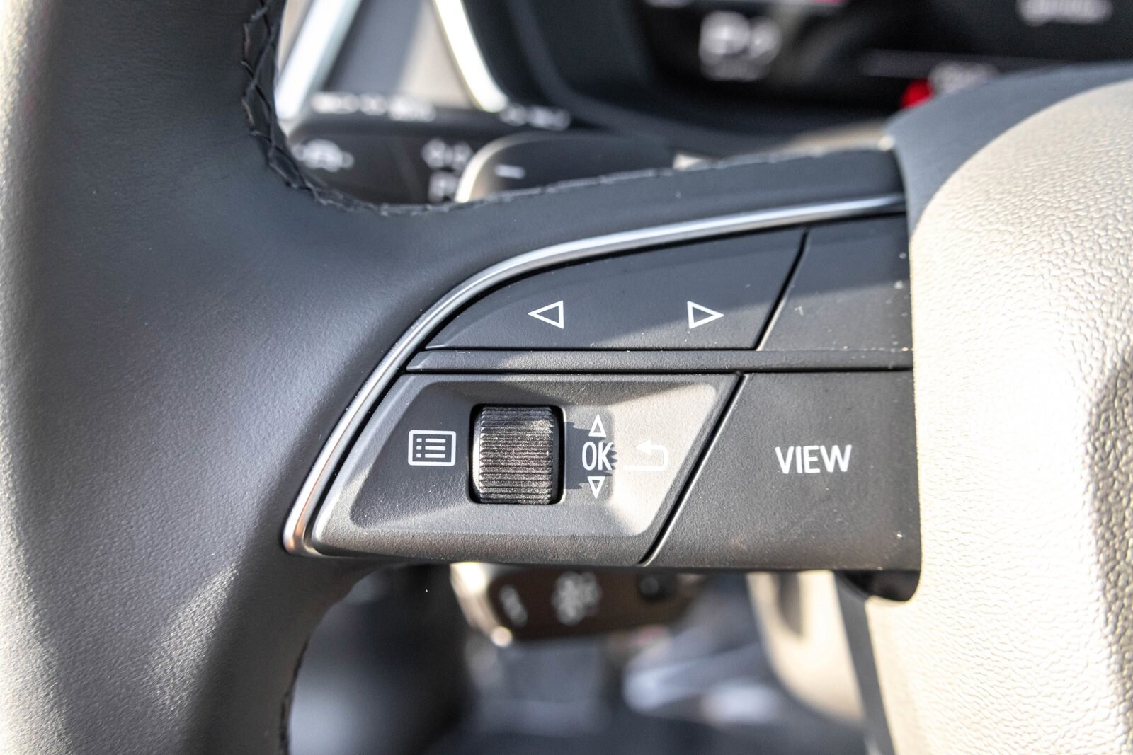 2025 AUDI Q5 - Image 14