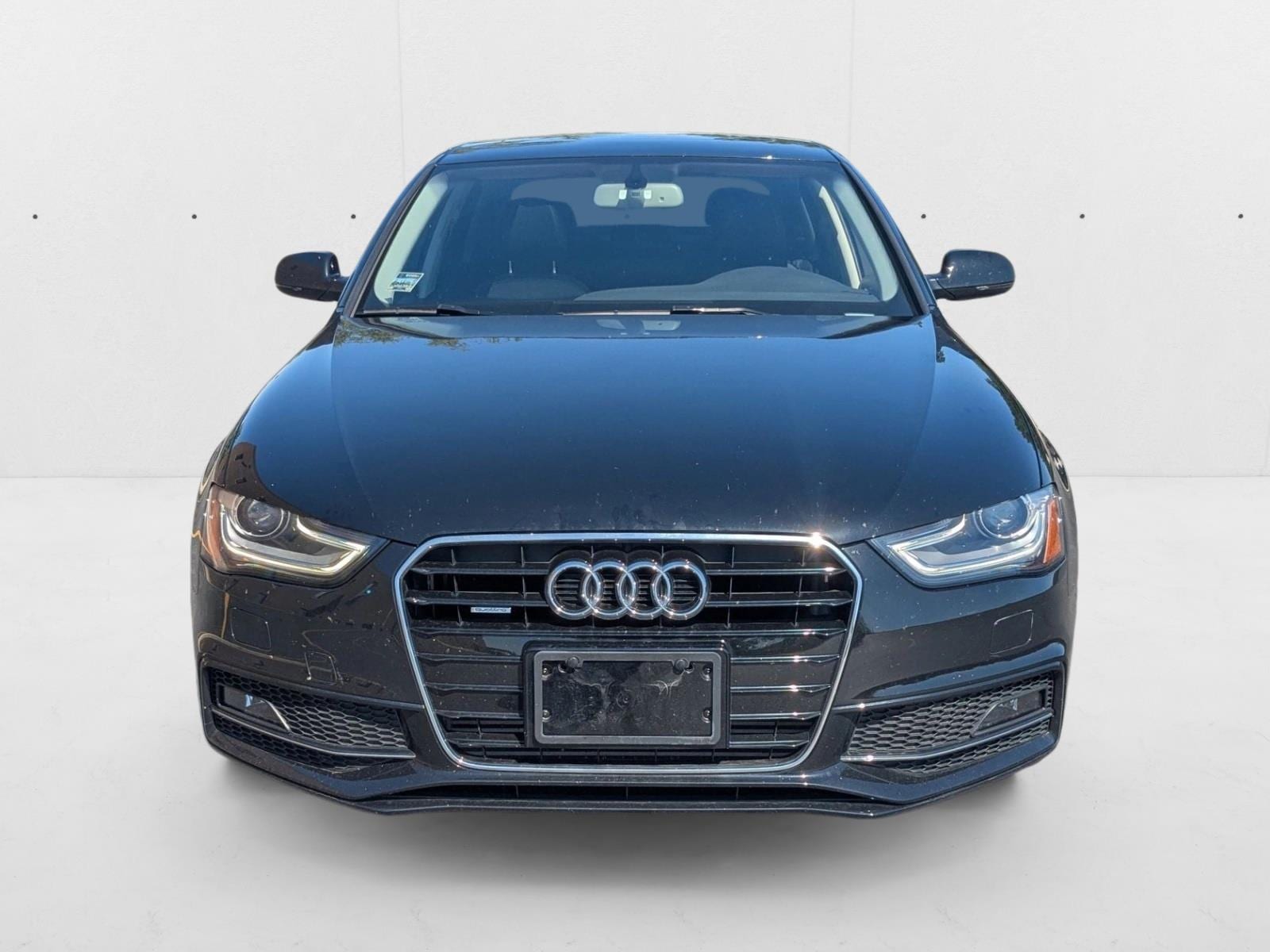 2015 AUDI A4 - Image 2
