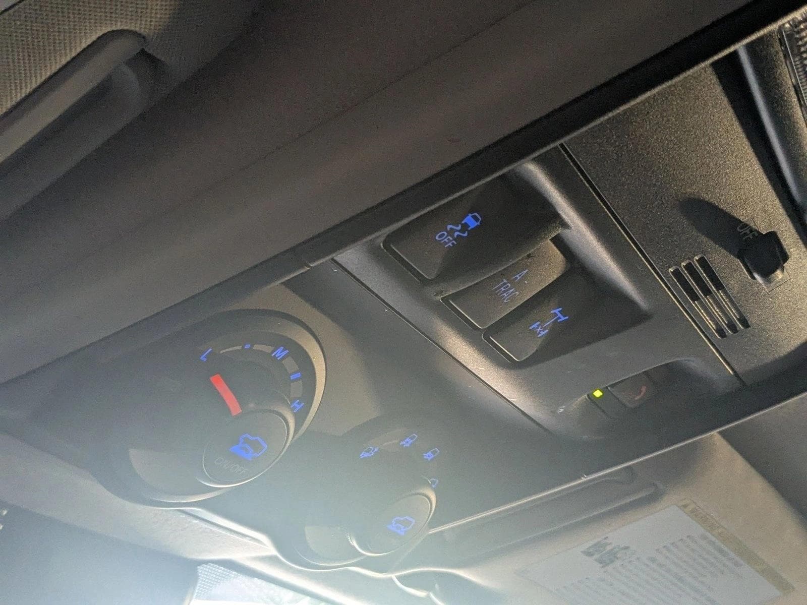 2024 TOYOTA 4RUNNER - Image 9