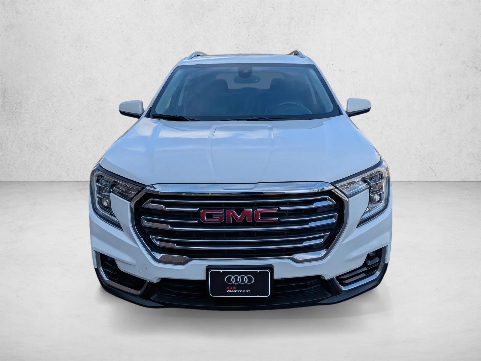 2024 GMC TERRAIN - Image 2