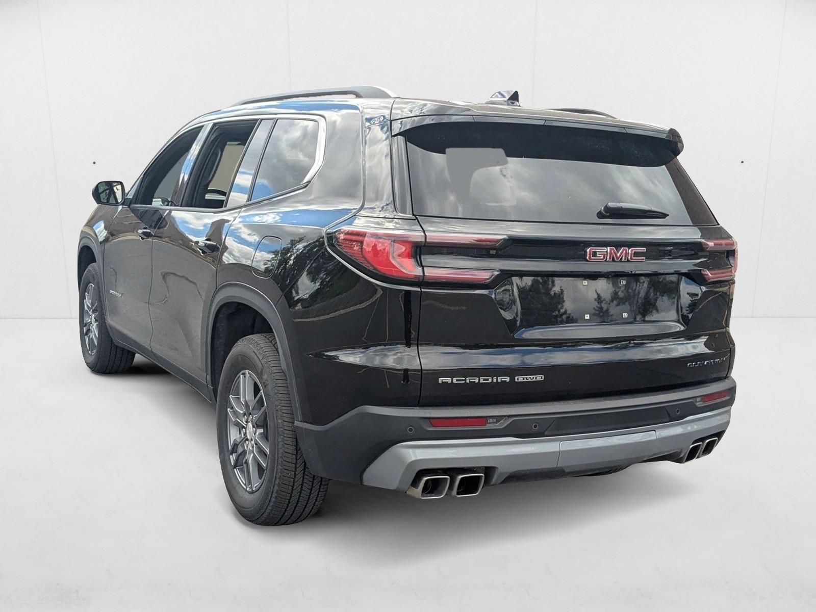2025 GMC ACADIA - Image 7