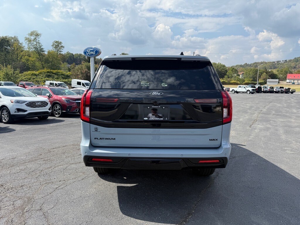 New 2025 Ford Expedition MAX EH 4x4 Platinum SUV