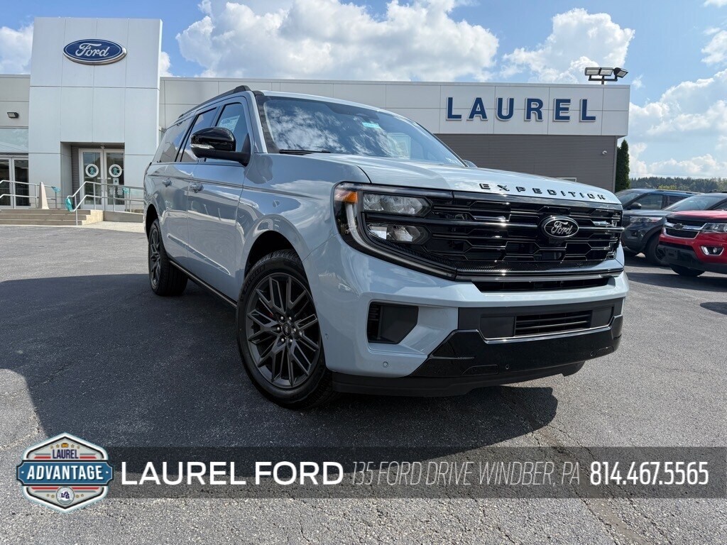 New 2025 Ford Expedition MAX EH 4x4 Platinum SUV