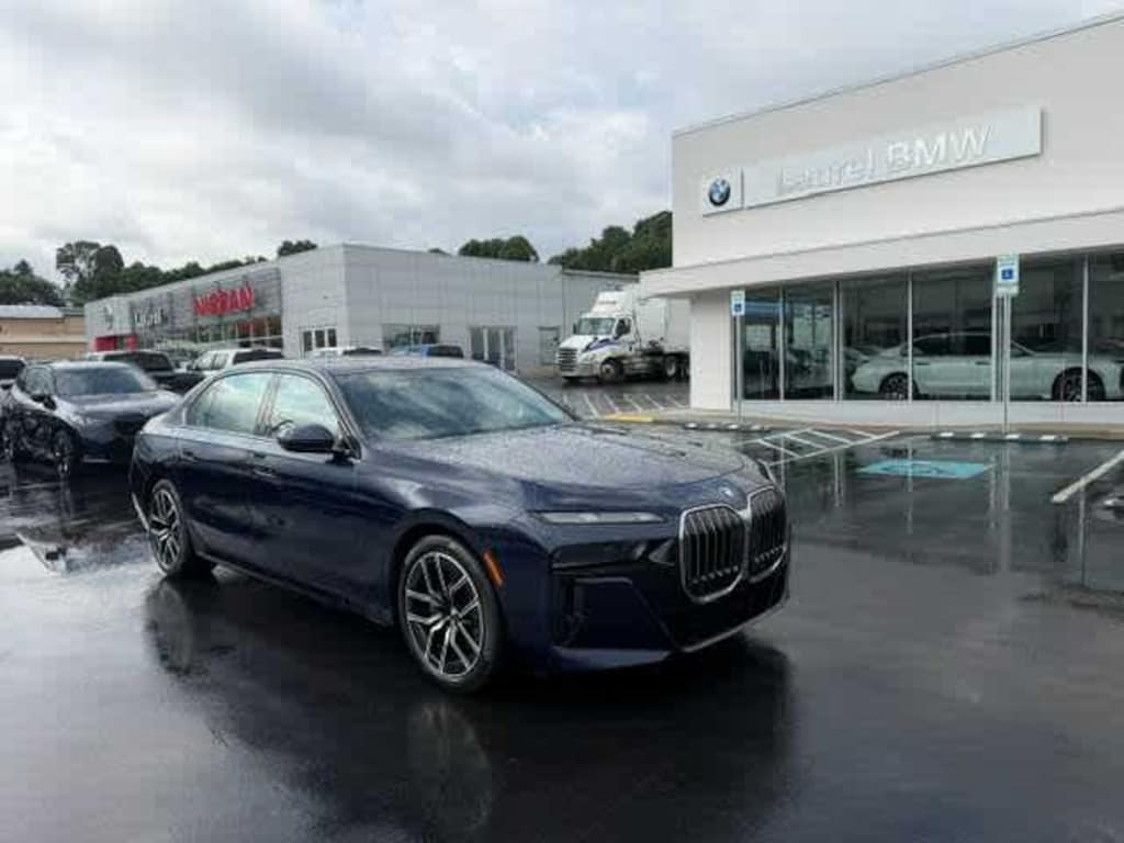 Used 2023 BMW 760i xDrive Sedan