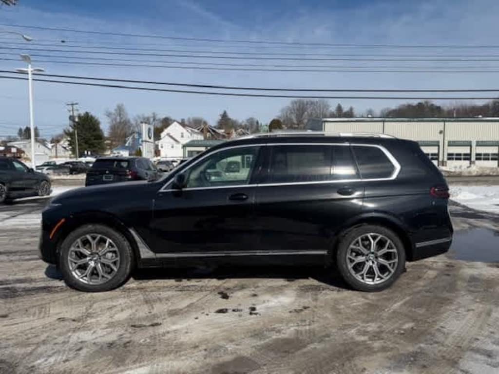 New 2026 BMW X7 xDrive40i SUV