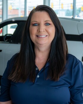 Staff member Beth Bailey from ID_f969db6d15b3