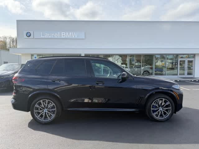 2026 BMW X5 M60i - Photo 11