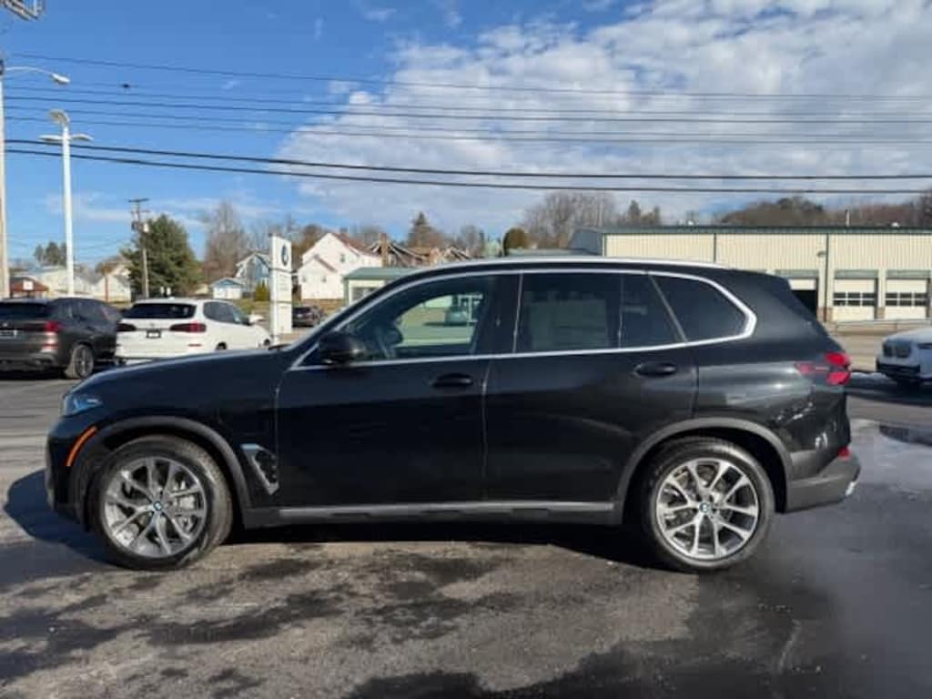 New 2026 BMW X5 PHEV xDrive50e SUV