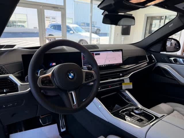 2026 BMW X6 M60i - Photo 11