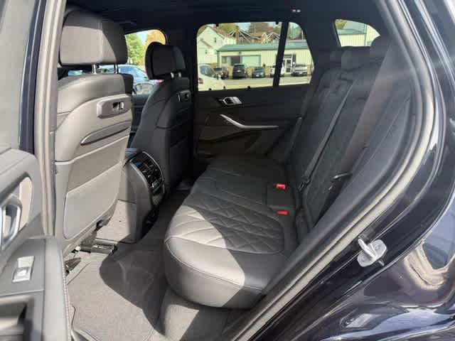 2026 BMW X5 M60i - Photo 26