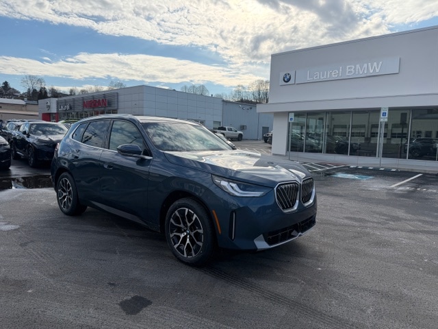 2026 BMW X3 30's photo