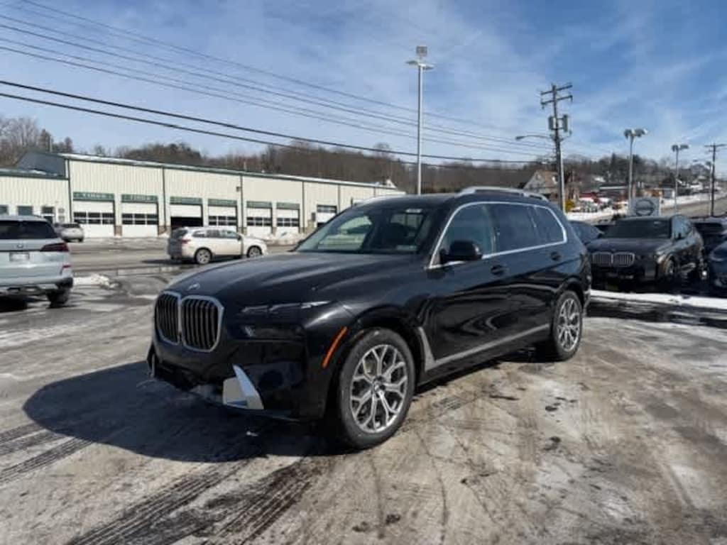 New 2026 BMW X7 xDrive40i SUV