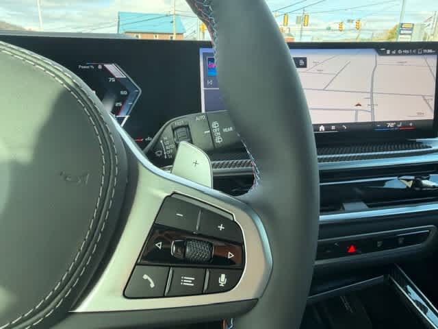 2026 BMW X5 M60i - Photo 18