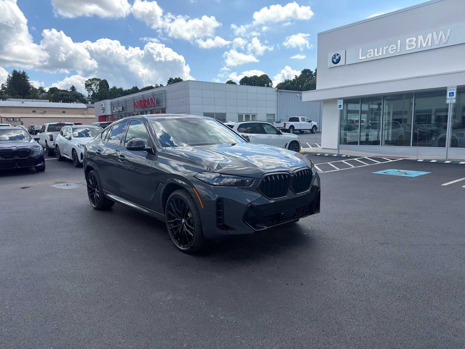 2027 Bmw X6