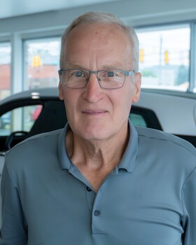 Staff member Paul Hornick from ID_4aa29ed97b73