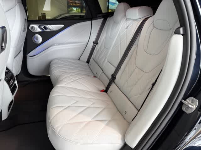 2026 BMW XM Base - Photo 23