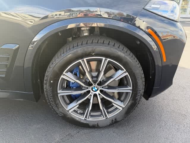 2026 BMW X5 M60i - Photo 12