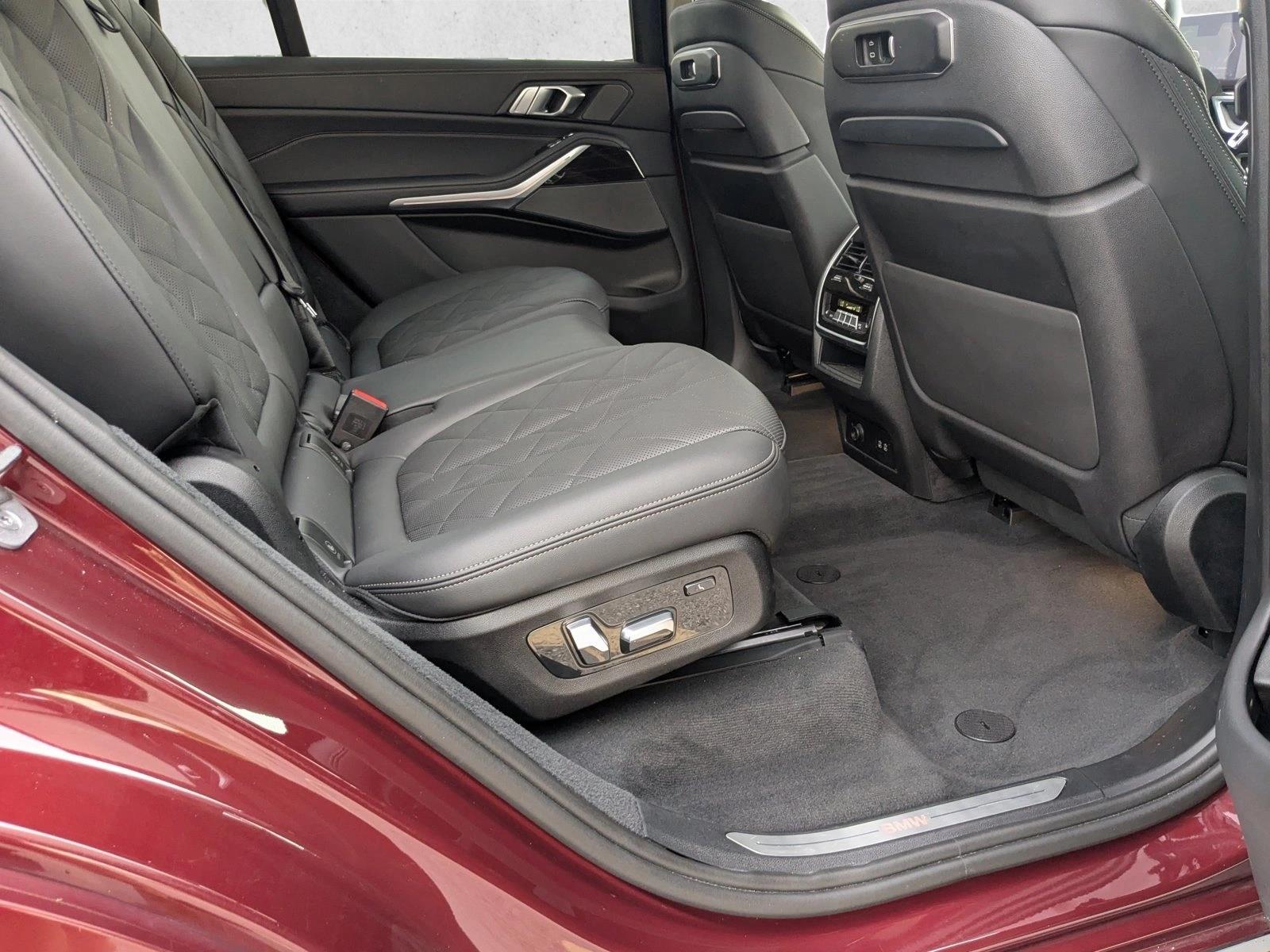 2024 BMW X7 - Image 22
