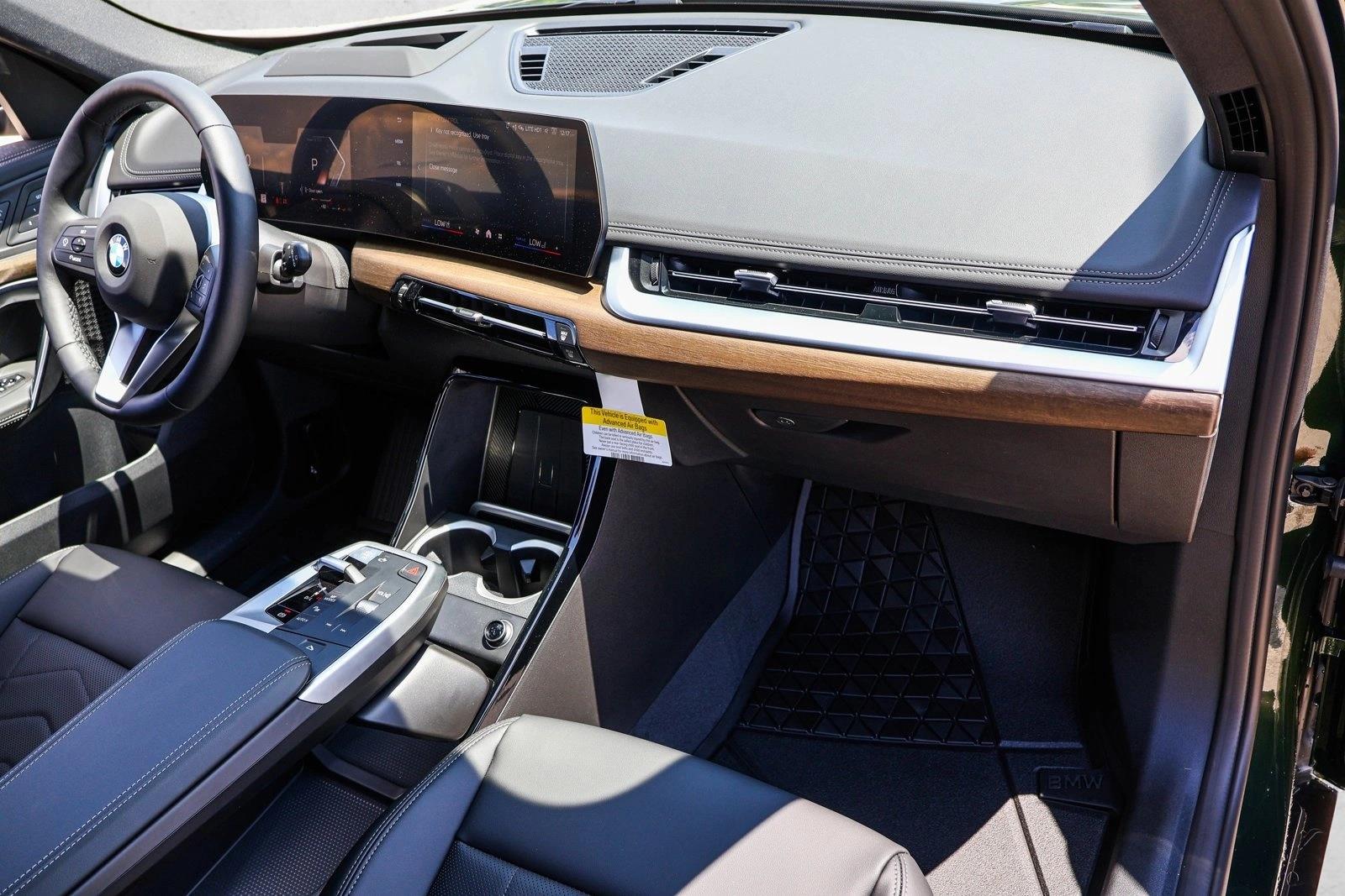 2025 BMW X1 28i - Photo 24