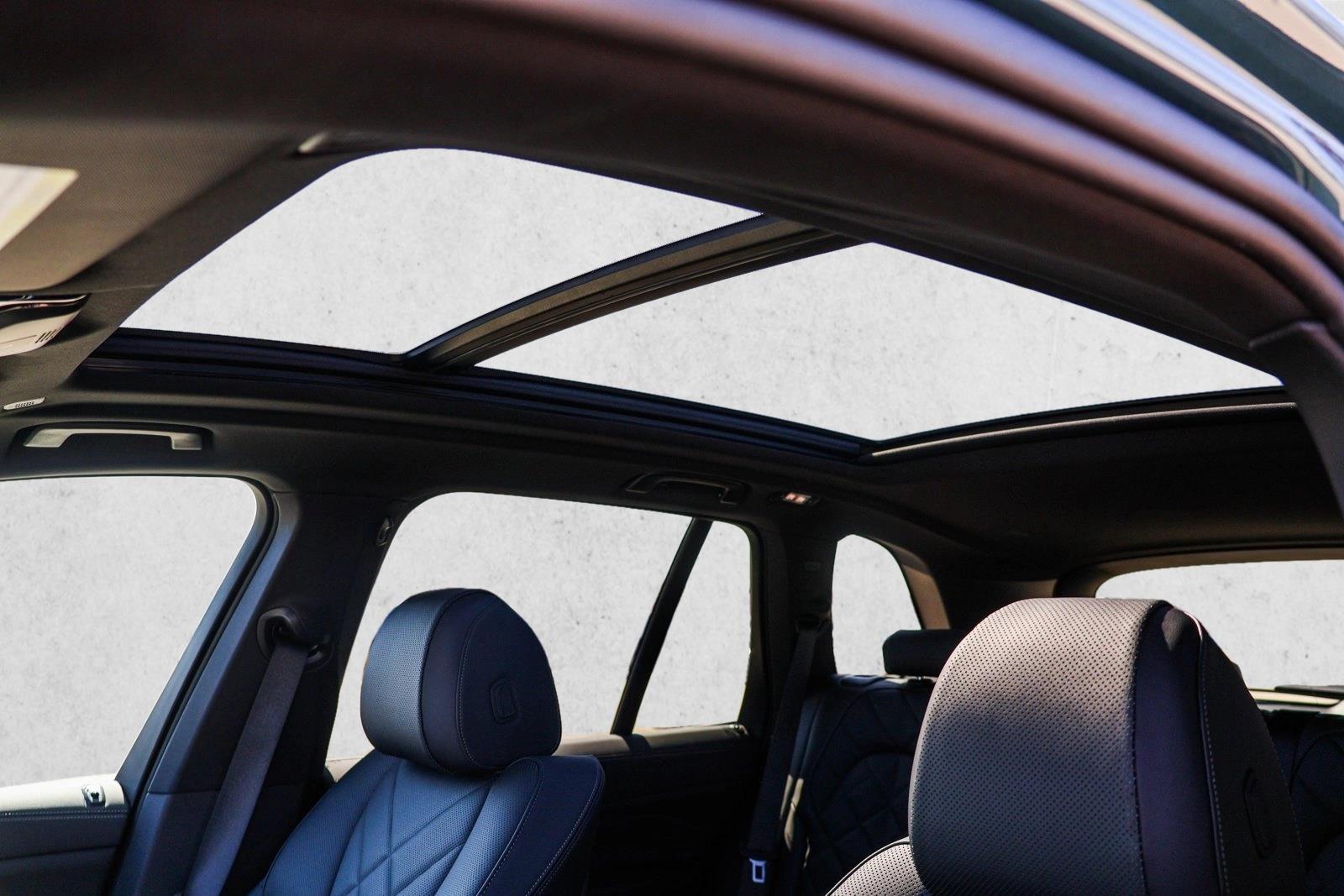 2025 BMW X5 - Image 11