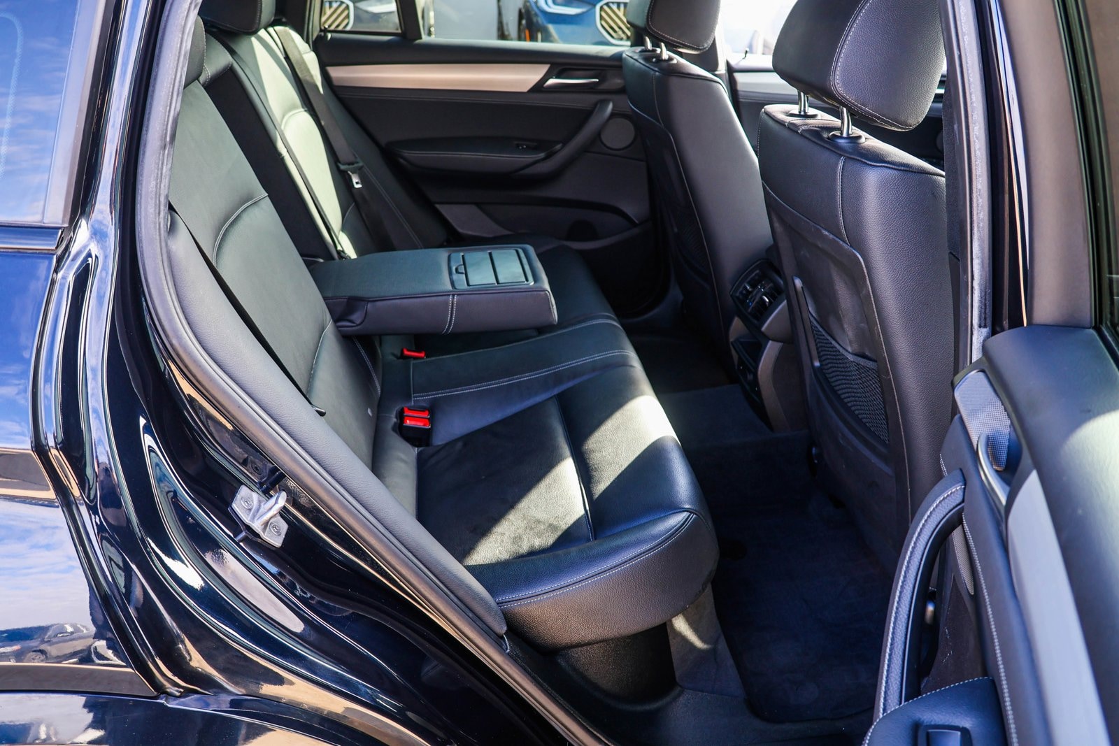 2017 BMW X4 - Image 26