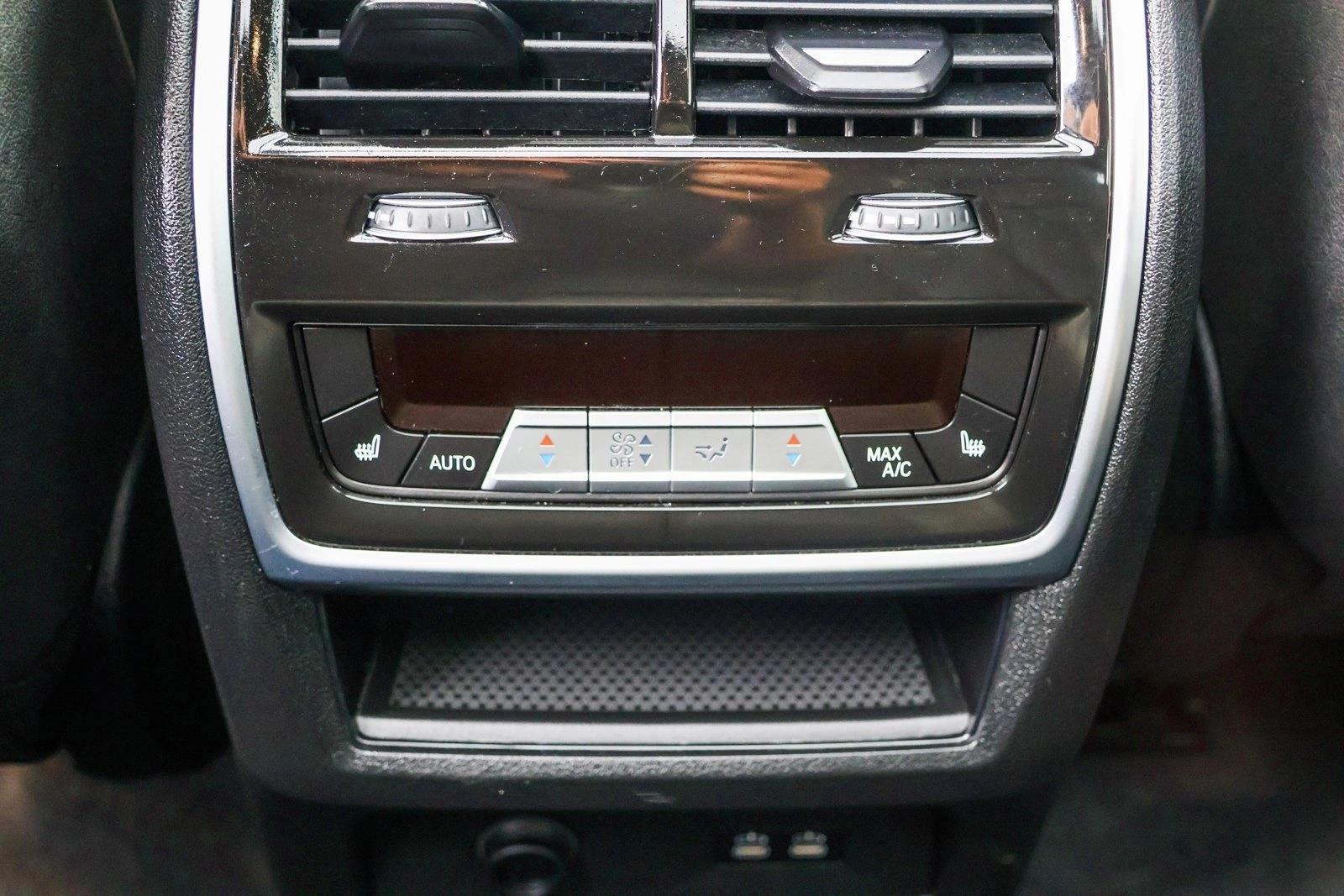 2025 BMW X5 - Image 24