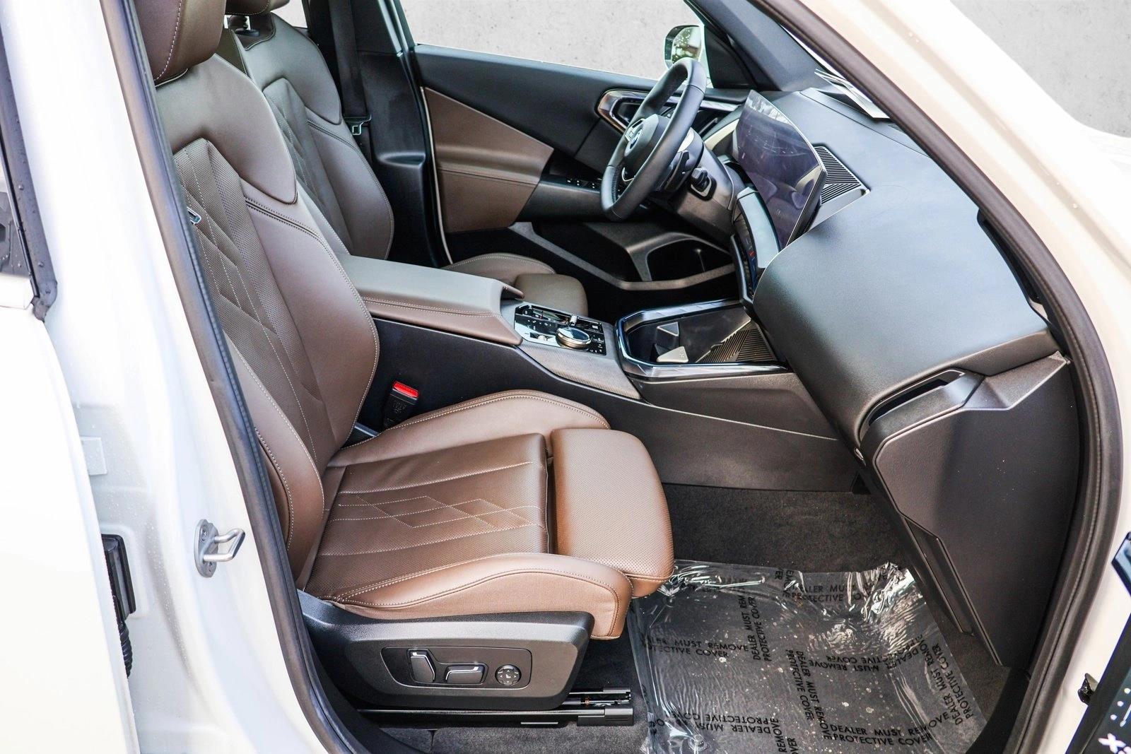 2025 BMW X3 - Image 26