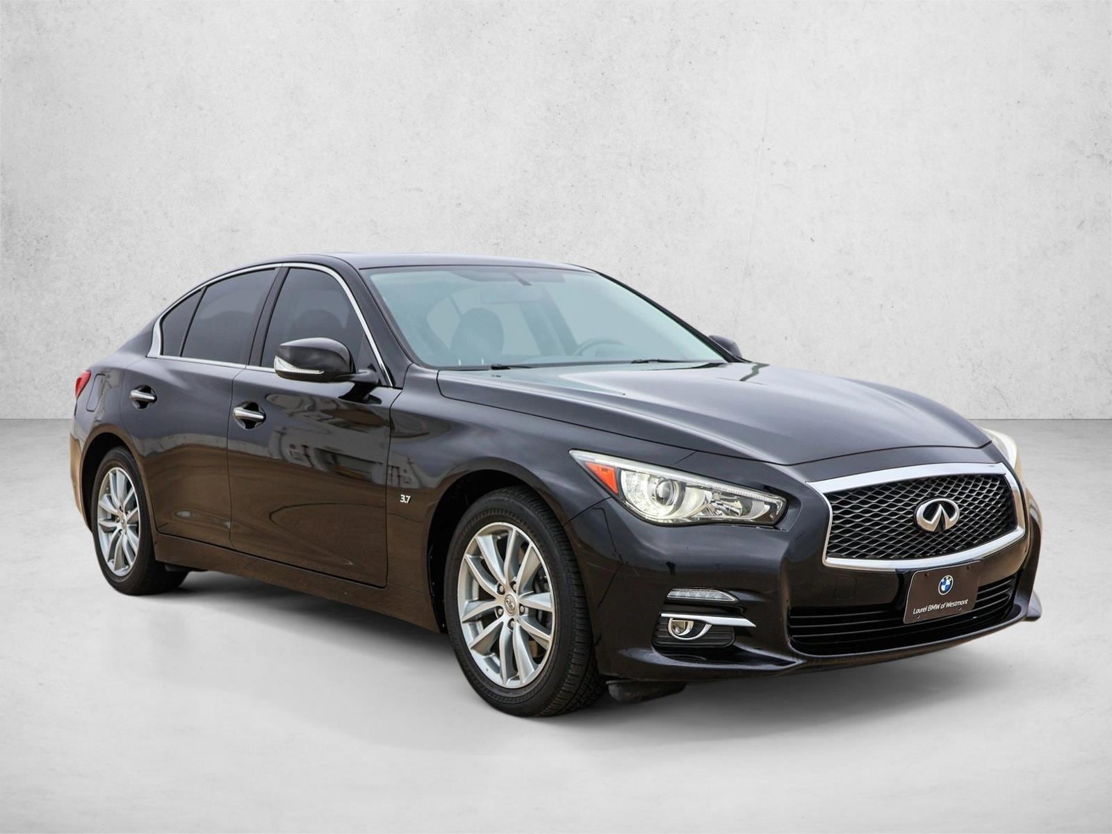 2015 INFINITI Q50 - Image 3