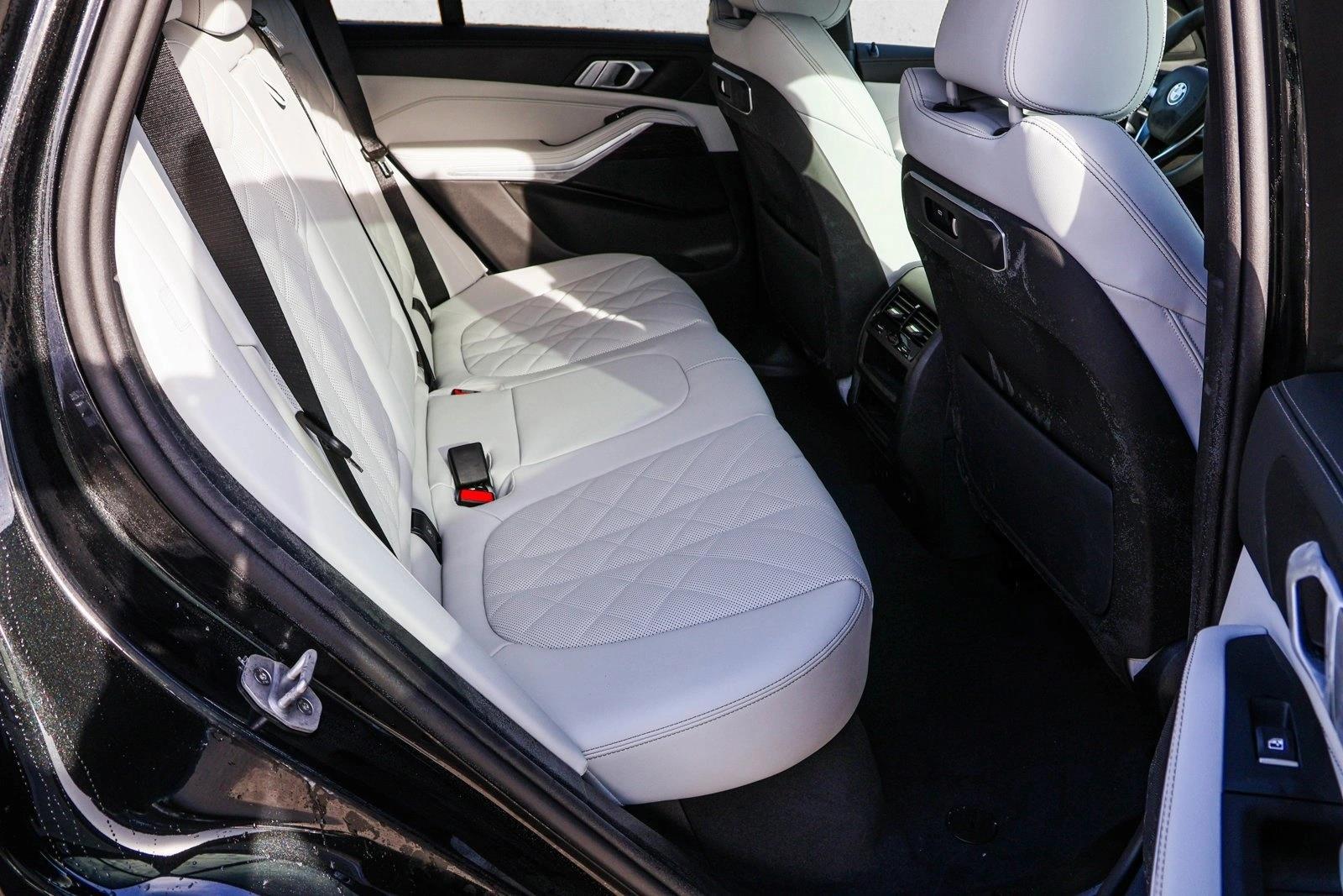 2025 BMW X5 - Image 22