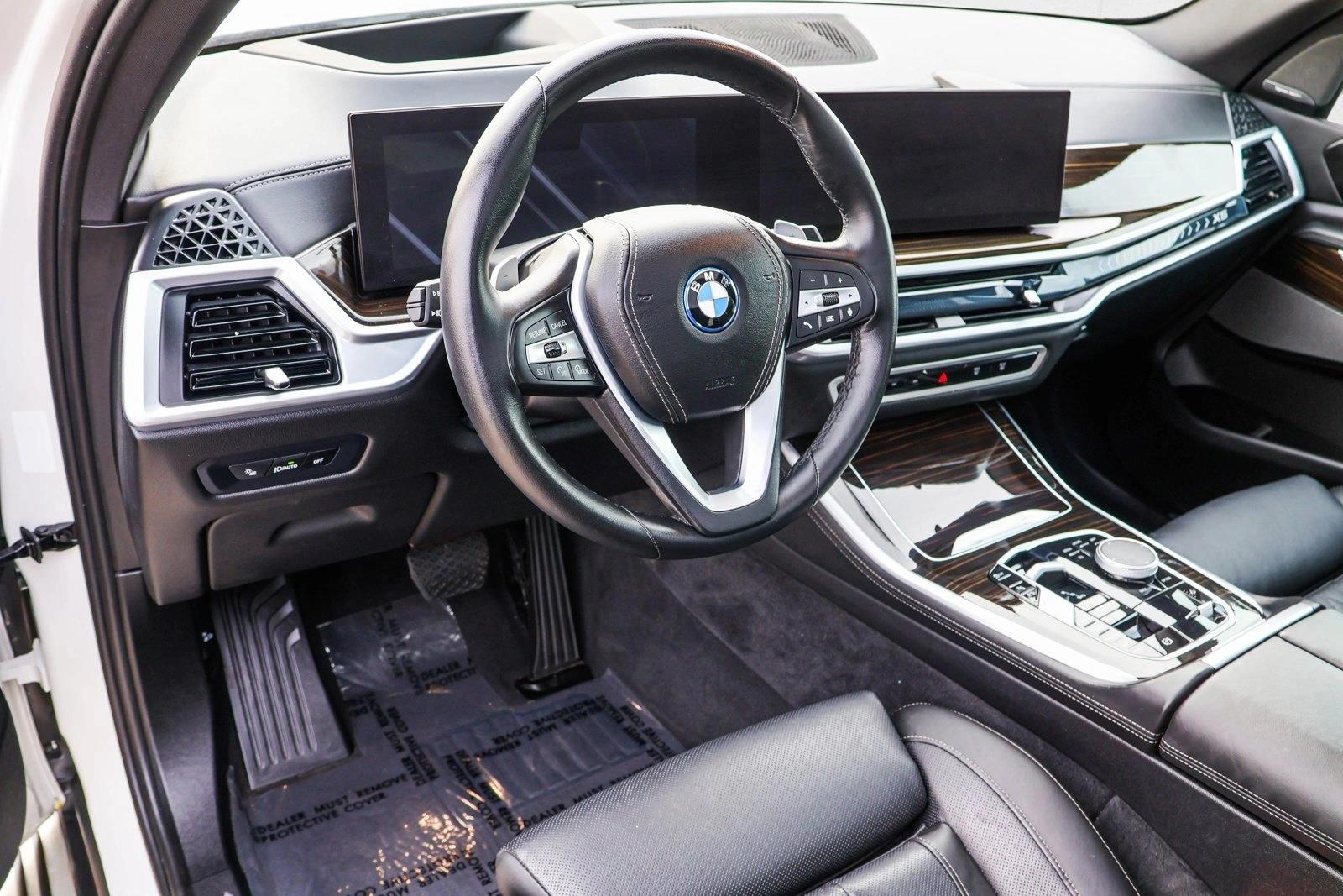 2025 BMW X5 - Image 10