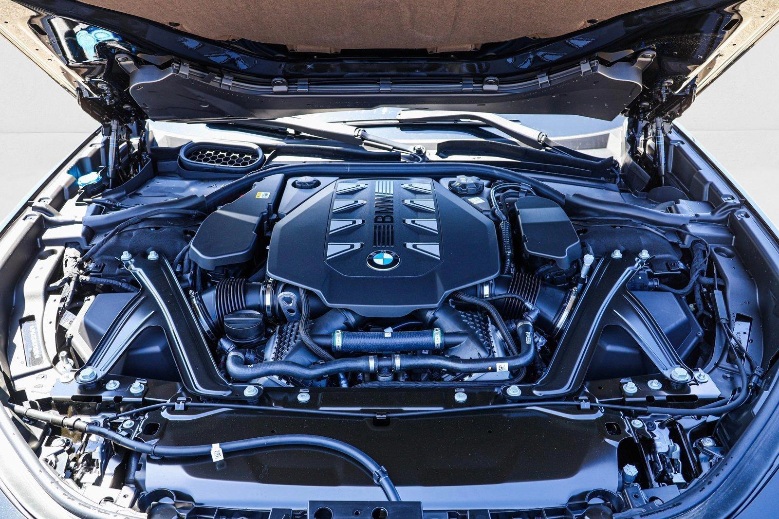 2025 BMW 7 Series 760i - Photo 27