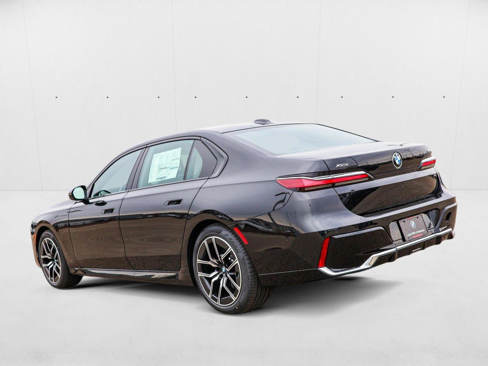 2025 BMW 7 Series 740i - Photo 7