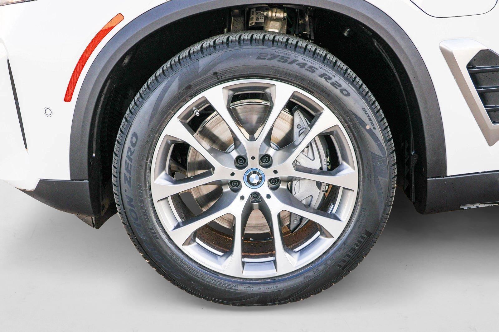 2025 BMW X5 - Image 9