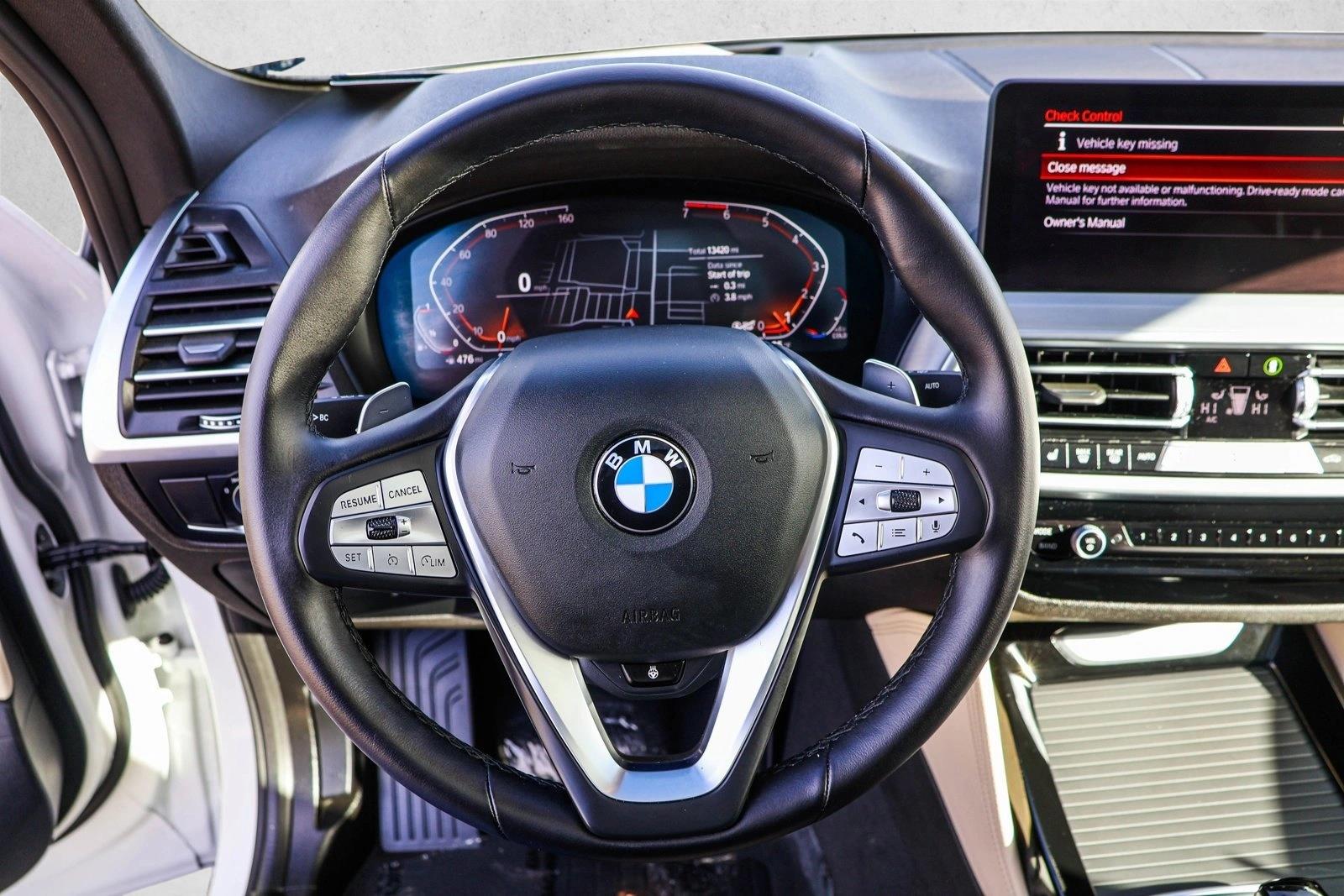 2025 BMW X4 - Image 13