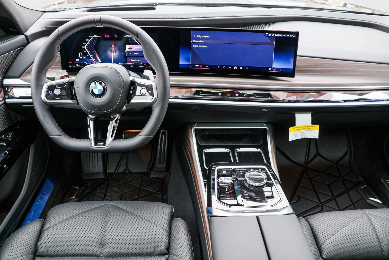 2025 BMW 7 Series 740i - Photo 22